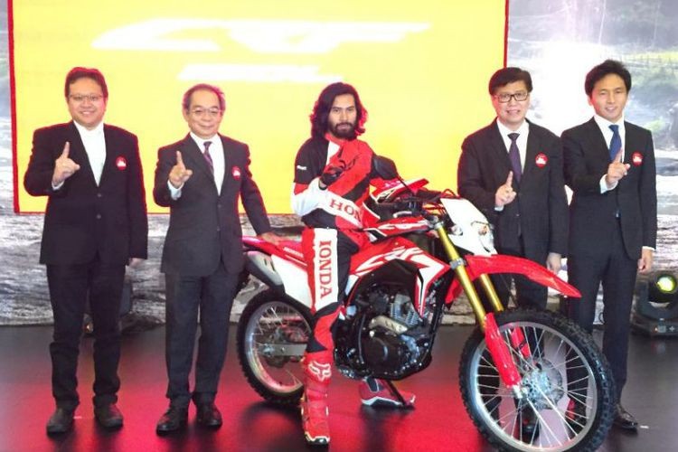 Chi tiet “cao cao” Honda CRF150L gia chi 53 trieu dong